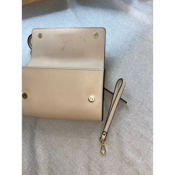 Michael Kors Cream Nude Tone Crossbody Bag Purse with Gold Chain Hardware - Picture 9 of 12